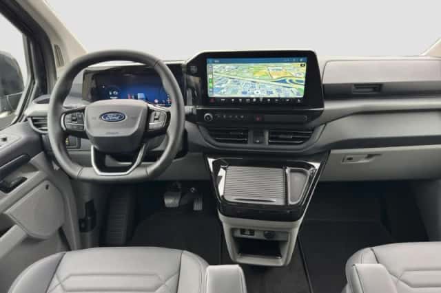 Ford Transit Custom (2026) thumbnail 2