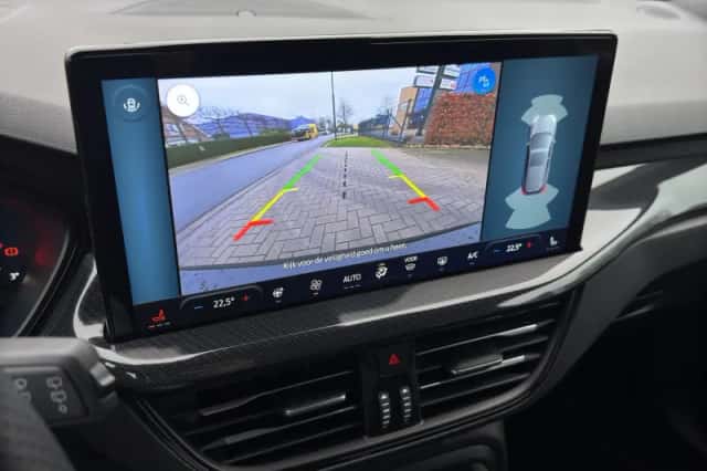 Ford Focus (2024) thumbnail 21