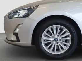 Ford Focus (2020) thumbnail 6
