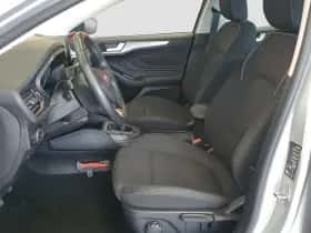 Ford Focus (2020) thumbnail 7
