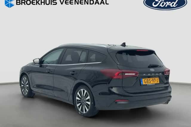 Ford Focus (2024) thumbnail 3
