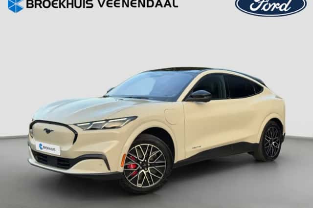Ford Mustang Mach-E (2026) thumbnail 1
