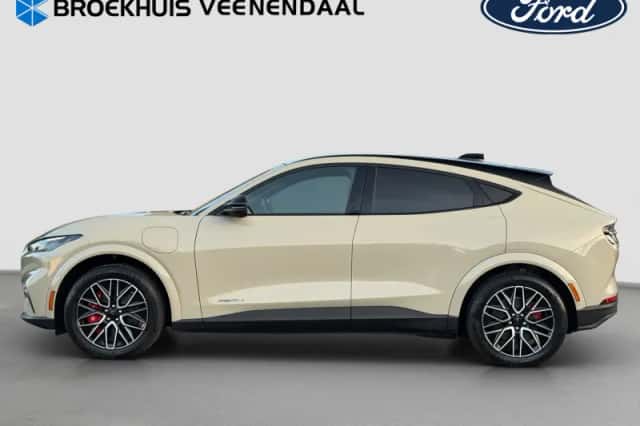 Ford Mustang Mach-E (2026) thumbnail 6