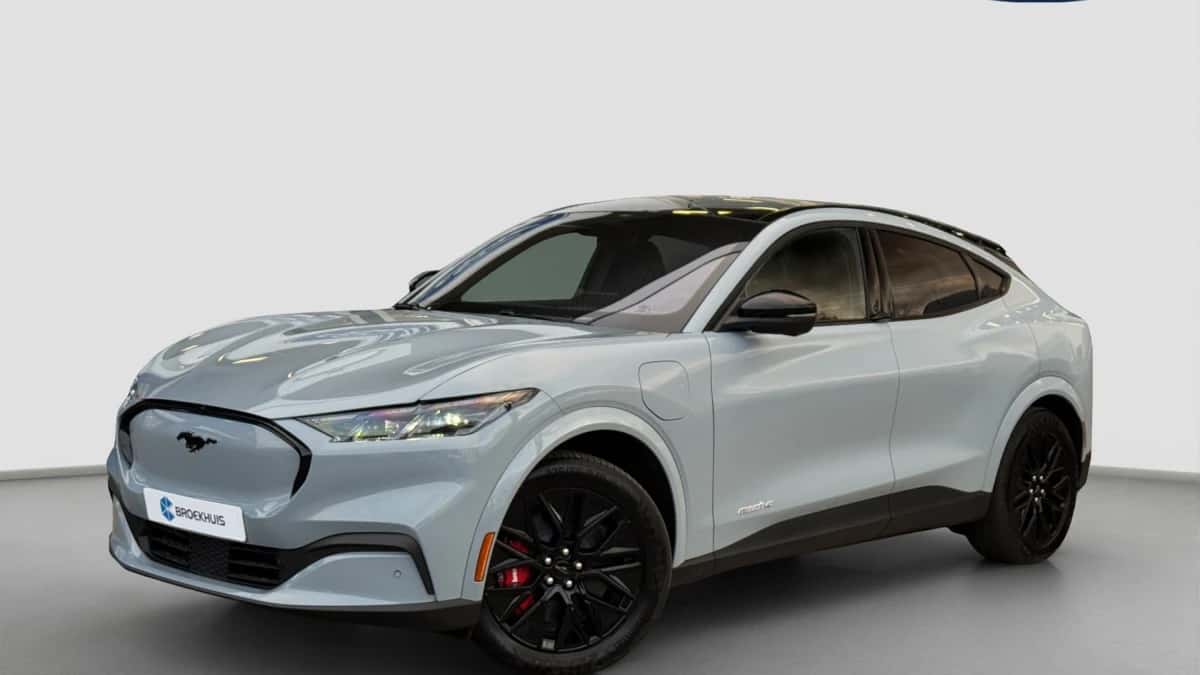 Ford Mustang Mach-E (2026) — foto 1