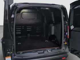 Ford Transit Courier (2024) thumbnail 23