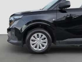 Ford Transit Courier (2024) thumbnail 24