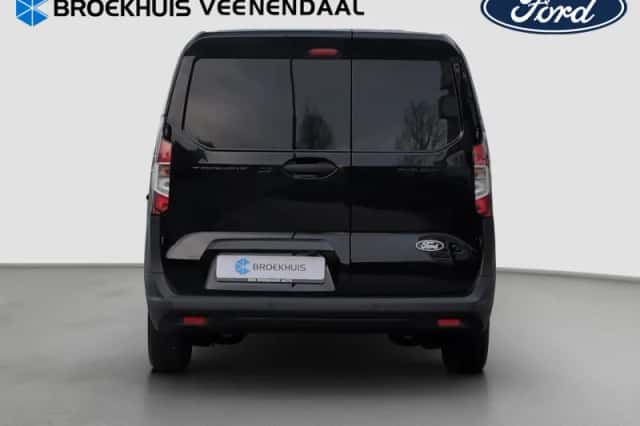 Ford Transit Courier (2024) thumbnail 27