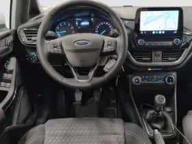 Ford Fiesta (2021) thumbnail 2