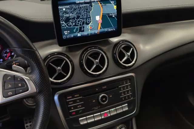 Mercedes-Benz CLA-Klasse (2018) thumbnail 14