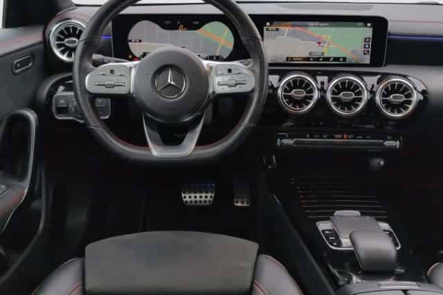 Mercedes-Benz CLA-Klasse (2019) thumbnail 2
