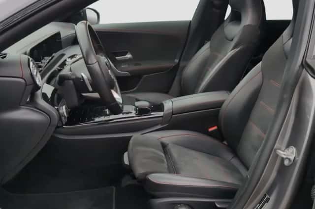 Mercedes-Benz CLA-Klasse (2019) thumbnail 8