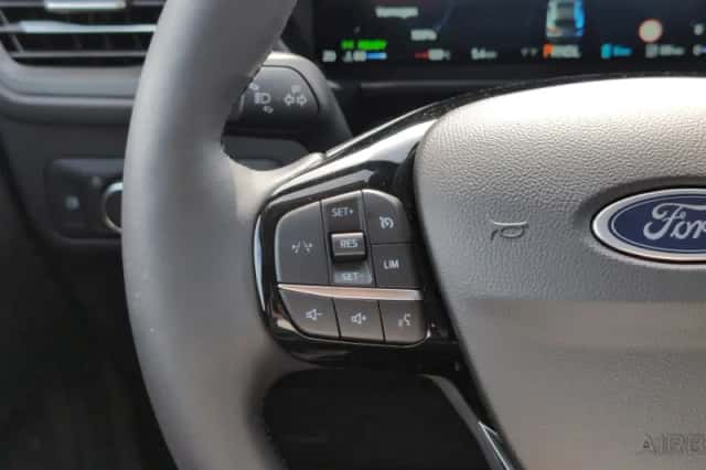 Ford Kuga (2026) thumbnail 18