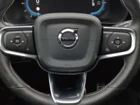 Volvo XC40 (2020) thumbnail 11