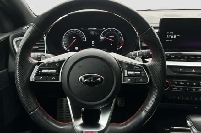 Kia Proceed (2021) thumbnail 12