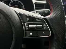 Kia Proceed (2021) thumbnail 15