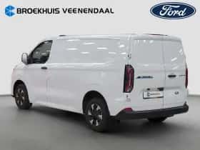 Ford E-Transit Custom (2025) thumbnail 3