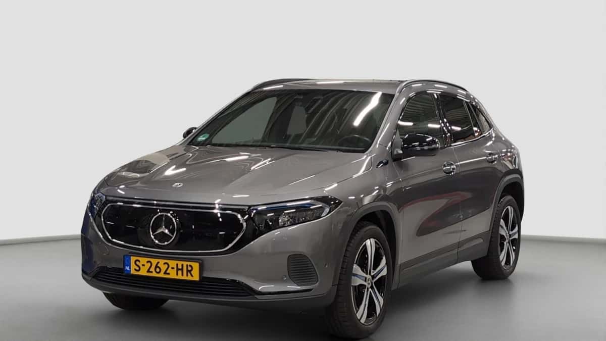 Mercedes-Benz EQA (2022) — foto 1