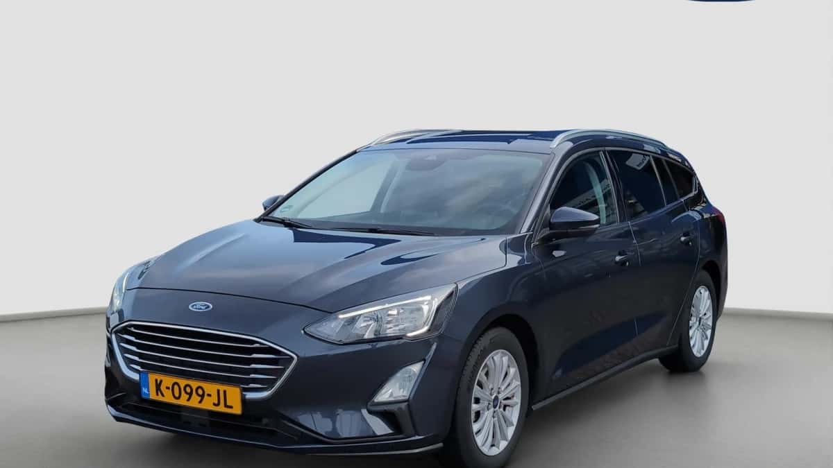 Ford Focus (2020) — foto 1