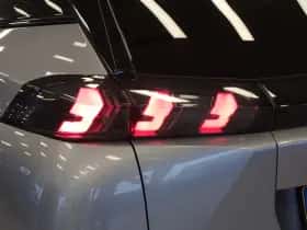 Peugeot 2008 (2020) thumbnail 25