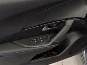 Peugeot 2008 (2020) thumbnail 26