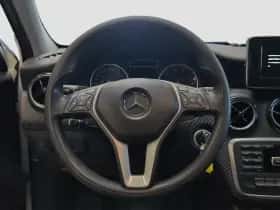 Mercedes-Benz GLA-Klasse (2014) thumbnail 13