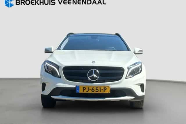 Mercedes-Benz GLA-Klasse (2014) thumbnail 4