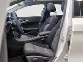 Mercedes-Benz GLA-Klasse (2014) thumbnail 10