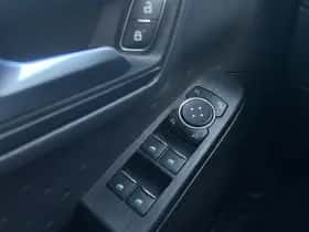 Ford Kuga (2020) thumbnail 18