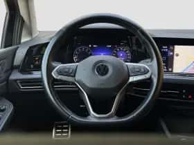 Volkswagen Golf (2021) thumbnail 11