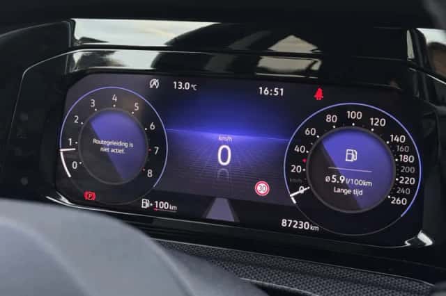 Volkswagen Golf (2021) thumbnail 12