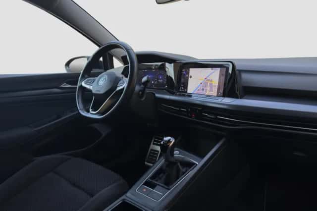 Volkswagen Golf (2021) thumbnail 17