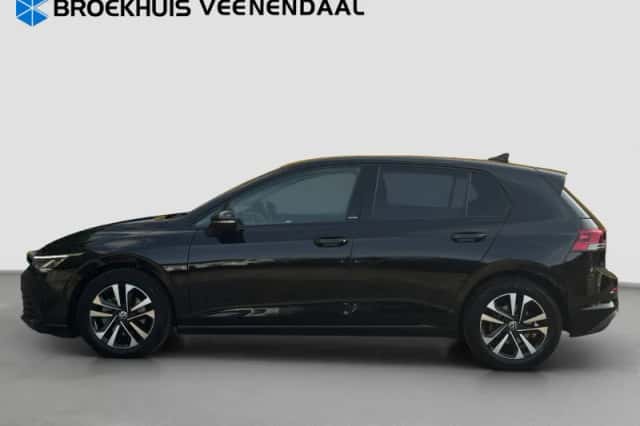 Volkswagen Golf (2021) thumbnail 6