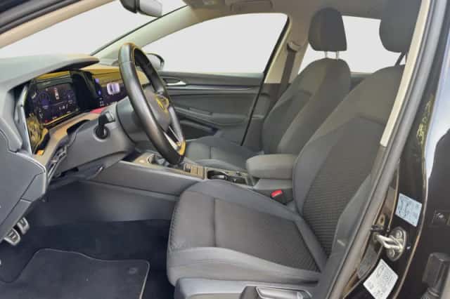 Volkswagen Golf (2021) thumbnail 8