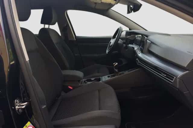 Volkswagen Golf (2021) thumbnail 9