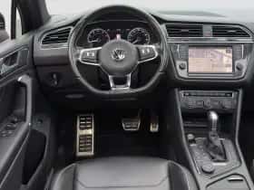 Volkswagen Tiguan (2017) thumbnail 2