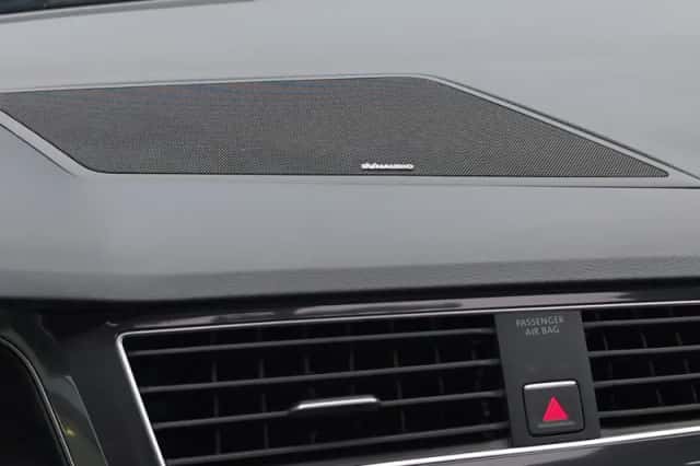 Volkswagen Tiguan (2017) thumbnail 14
