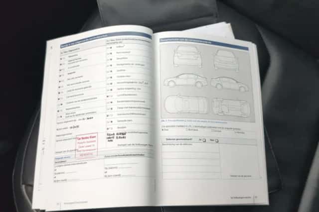 Volkswagen Tiguan (2017) thumbnail 23