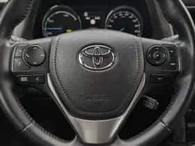 Toyota RAV4 (2017) thumbnail 11