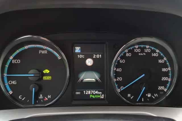 Toyota RAV4 (2017) thumbnail 12