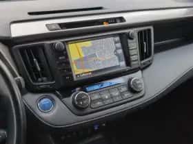 Toyota RAV4 (2017) thumbnail 13