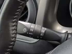 Toyota RAV4 (2017) thumbnail 15