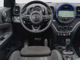 MINI Countryman (2019) thumbnail 2