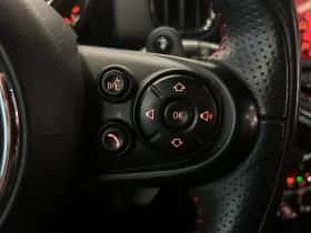 MINI Countryman (2019) thumbnail 16