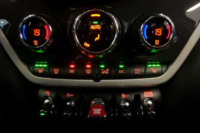 MINI Countryman (2019) thumbnail 23