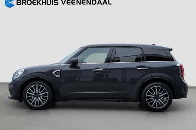 MINI Countryman (2019) thumbnail 6