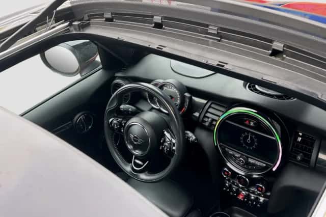 MINI Cooper S (2020) thumbnail 13