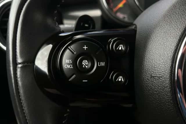 MINI Cooper S (2020) thumbnail 16