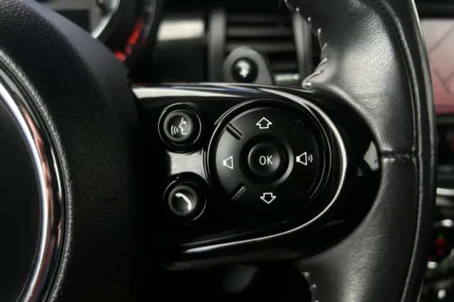 MINI Cooper S (2020) thumbnail 17