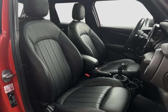 MINI Cooper S (2020) thumbnail 26