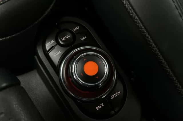 MINI Cooper S (2020) thumbnail 31